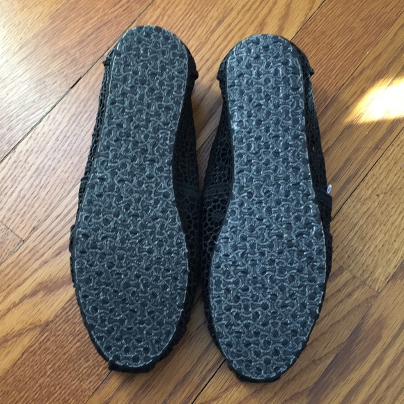 Toms Lace Flats - Picture 3 of 6